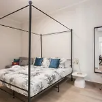 Appartement C2 Class Apartment, 2 Da Letto Con Giardino In Zona Via Veneto Distante 15 Minuti A Piedi Da Fontana Di Trevi *