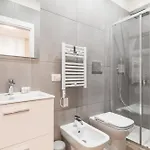 Appartement C2 Class Apartment, 2 Da Letto Con Giardino In Zona Via Veneto Distante 15 Minuti A Piedi Da Fontana Di Trevi *