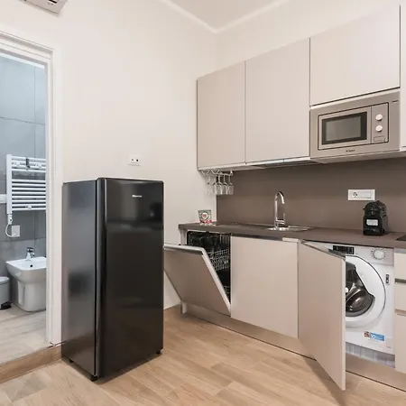 Apartamento C2 Class Apartment, 2 Da Letto Con Giardino In Zona Via Veneto Distante 15 Minuti A Piedi Da Fontana Di Trevi