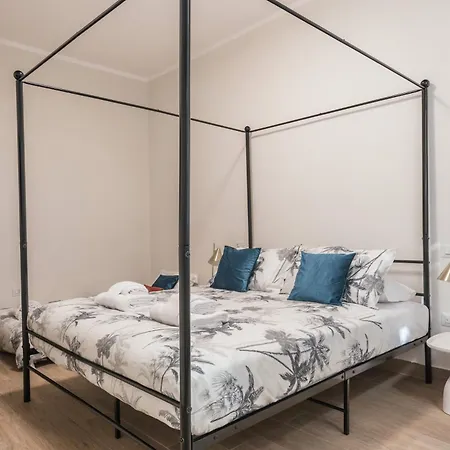C2 Class Apartment, 2 Da Letto Con Giardino In Zona Via Veneto Distante 15 Minuti A Piedi Da Fontana Di Trevi Apartment *
