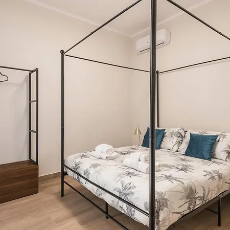 C2 Class Apartment, 2 Da Letto Con Giardino In Zona Via Veneto Distante 15 Minuti A Piedi Da Fontana Di Trevi