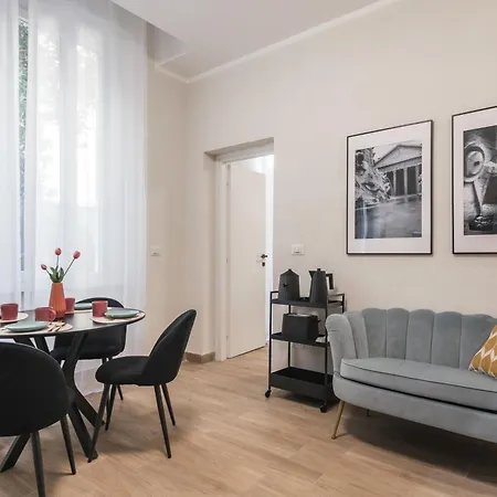 Apartamento C2 Class Apartment, 2 Da Letto Con Giardino In Zona Via Veneto Distante 15 Minuti A Piedi Da Fontana Di Trevi